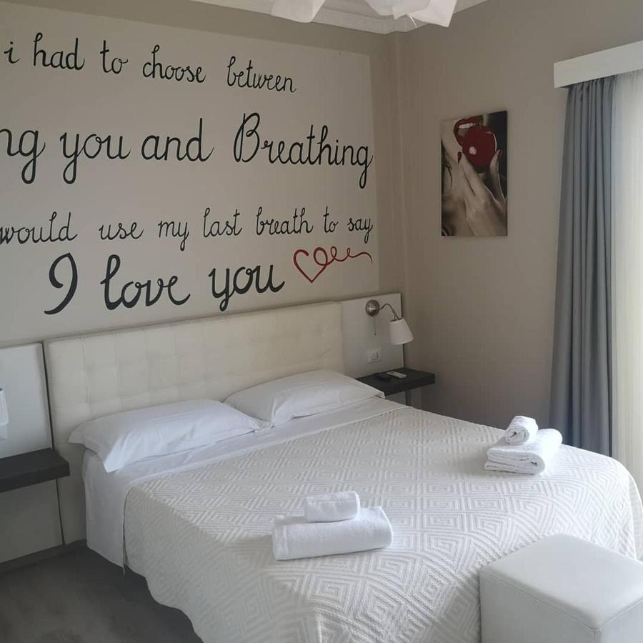 Athena Charming Rooms Таормина Екстериор снимка